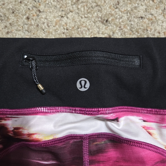 Lululemon Speed Tight Pigmented Windberry Rumble Multi - Picture 5 of 7